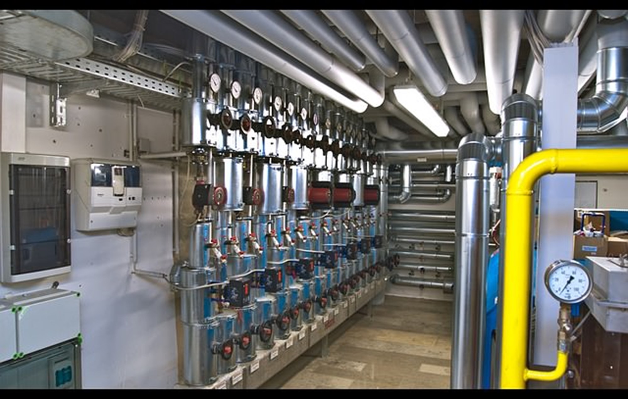 Closed heating and chilled systems